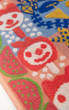 Load image into Gallery viewer, Odds&amp;EndsXOdette beach towel
