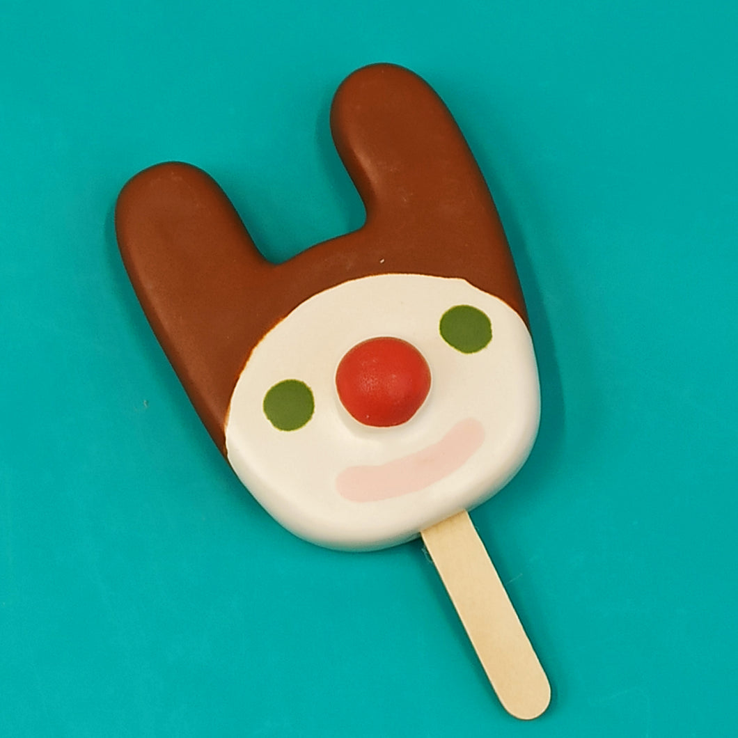 Rabbit popsicle pretending to be classic choco ears